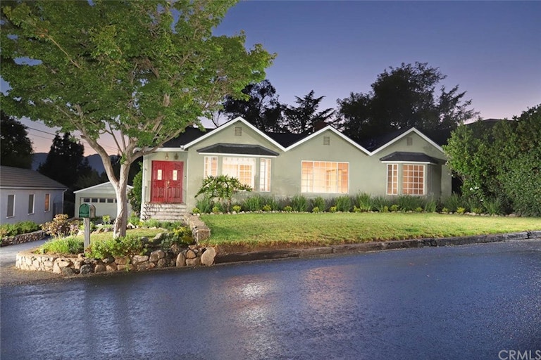 Photo 1 of 38 - 4627 El Camino Corto, La Canada Flintridge, CA 91011