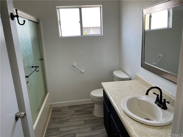 Photo 11 of 15 - 4246 S Grand Ave, Los Angeles, CA 90037