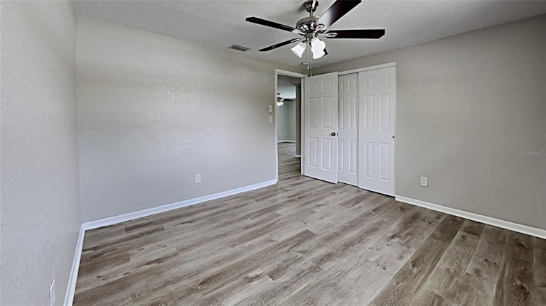 Photo 15 of 19 - 5830 Denver St NE, Saint Petersburg, FL 33703
