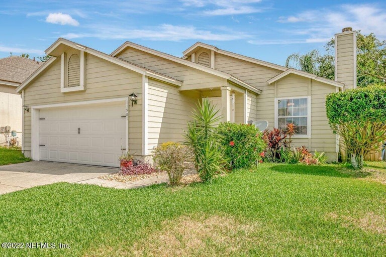 Photo 2 of 42 - 11981 Harbour Cove Dr S, Jacksonville, FL 32225