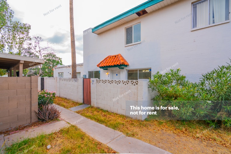 Photo 1 of 19 - 2132 W Glenrosa Ave #83B, Phoenix, AZ 85015