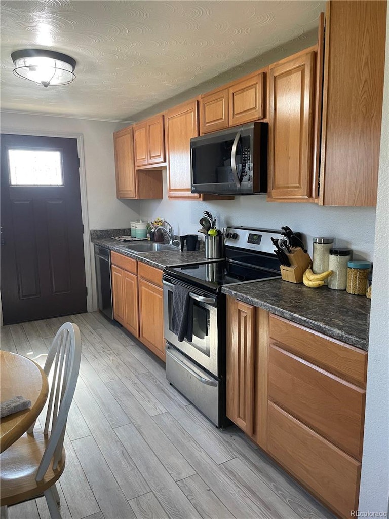 Photo 4 of 14 - 1098 E Egbert St, Brighton, CO 80601