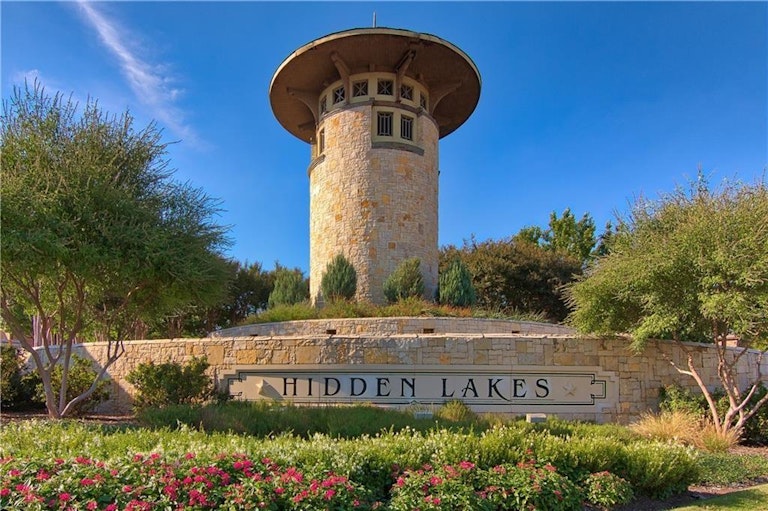 Photo 35 of 40 - 419 Deer Run, Keller, TX 76248