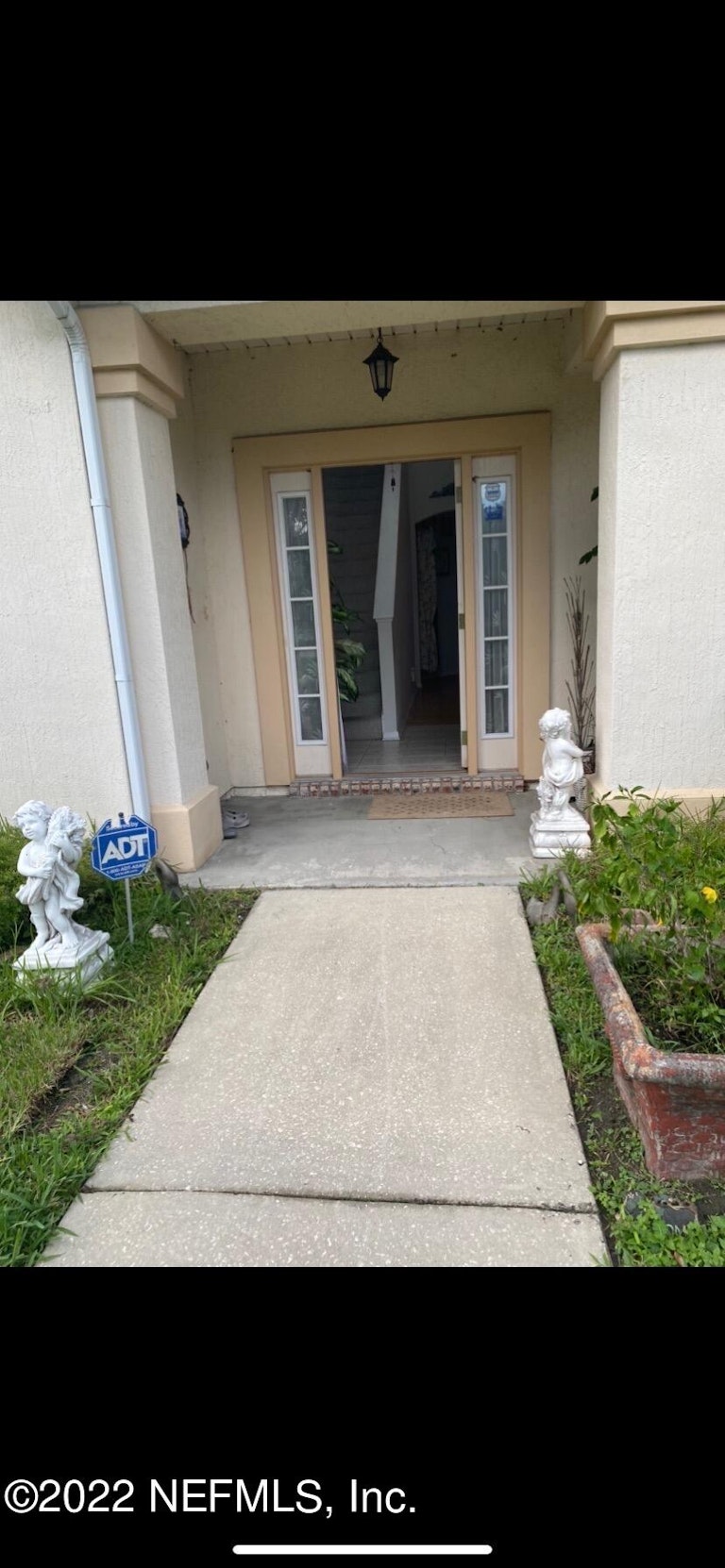 Photo 24 of 47 - 12037 Silver Star Ct, Jacksonville, FL 32246