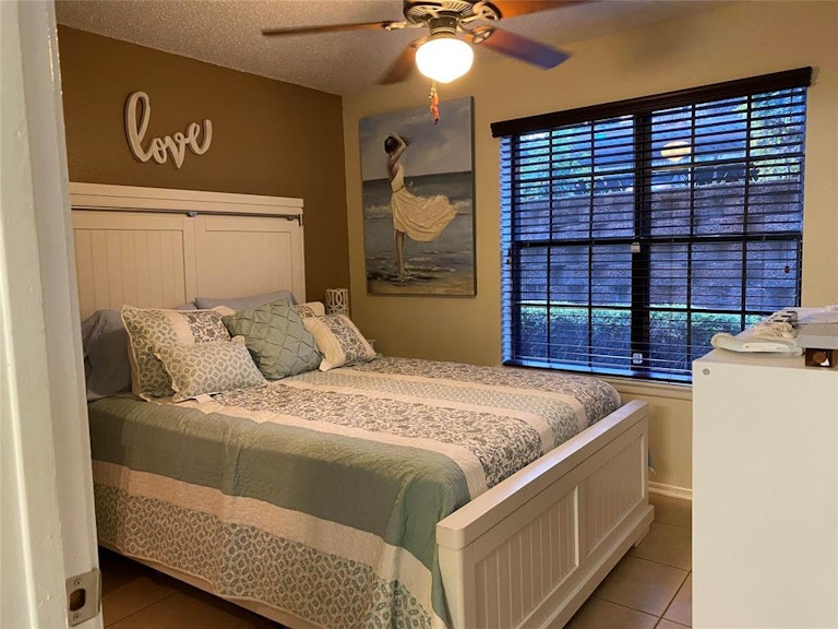 Photo 5 of 9 - 4212 Medical Dr #1102, San Antonio, TX 78229