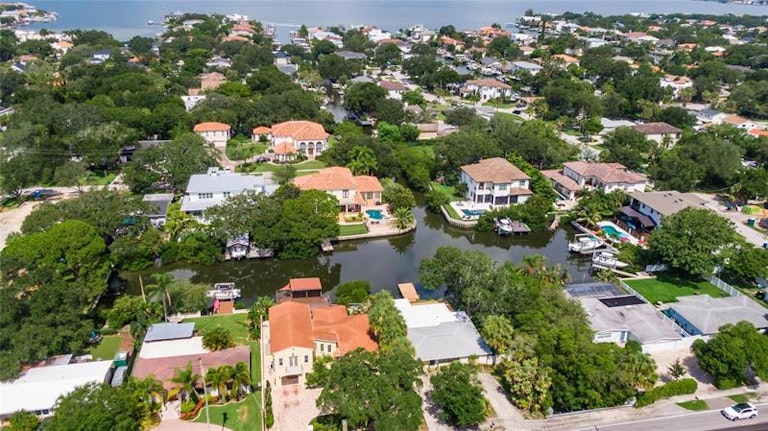 Photo 82 of 88 - 2113 S West Shore Blvd, Tampa, FL 33629