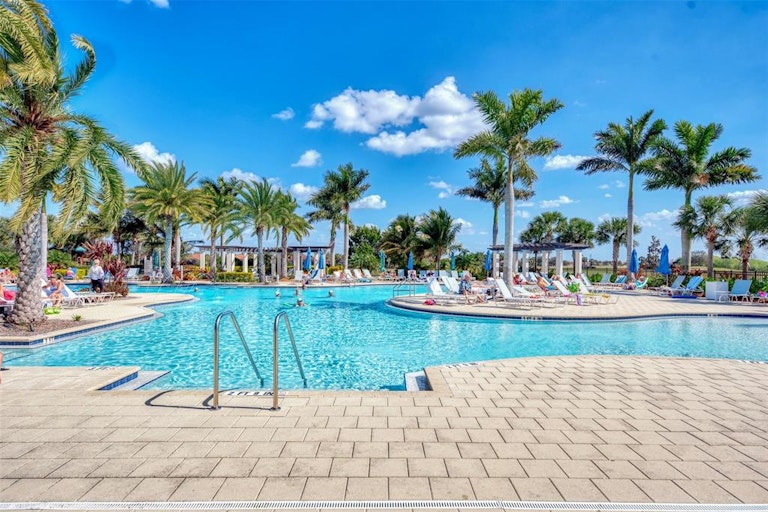 Photo 66 of 83 - 10038 Crooked Creek Dr #103, Venice, FL 34293