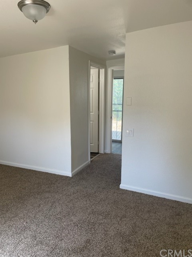 Photo 23 of 24 - 620 E Washington Ave, San Jacinto, CA 92583