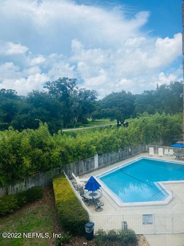 Photo 13 of 14 - 4975 San Jose Blvd #306, Jacksonville, FL 32207