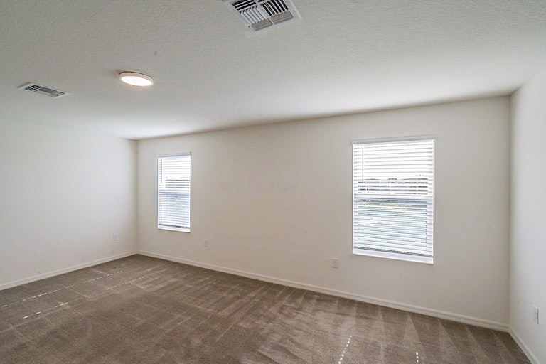 Photo 19 of 35 - 454 Sunfish Dr, Winter Haven, FL 33881
