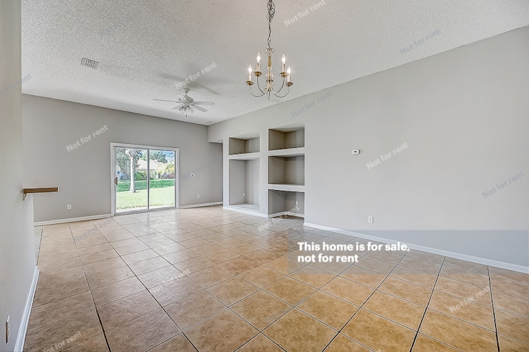Photo 19 of 37 - 12262 Gehrig Dr, Jacksonville, FL 32224