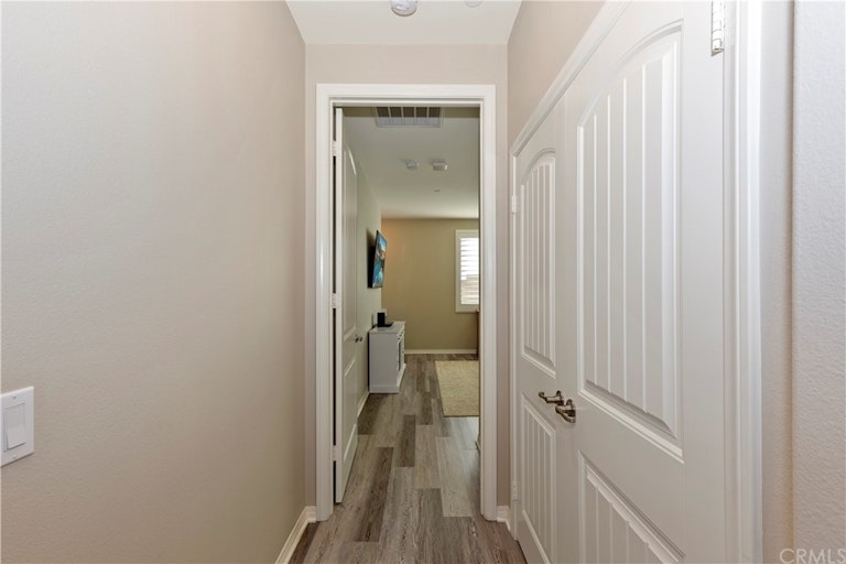 Photo 25 of 50 - 5120 Armendarez Ln, Fontana, CA 92336