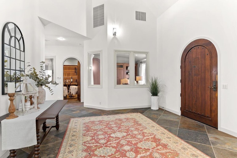 Photo 31 of 99 - 27681 Mace Blvd, Davis, CA 95618
