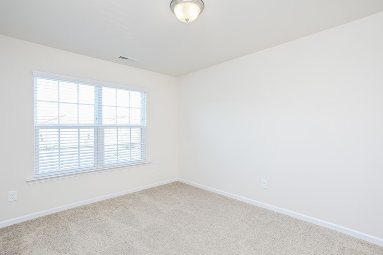 Photo 20 of 25 - 2507 Dalmahoy Ln, Fuquay Varina, NC 27540