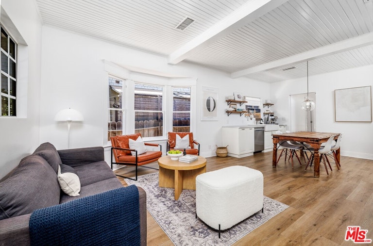 Photo 3 of 29 - 1104 Hope St, South Pasadena, CA 91030