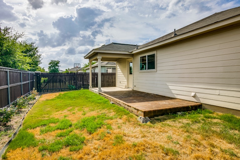 Photo 5 of 24 - 8626 Laguna Rio, San Antonio, TX 78251