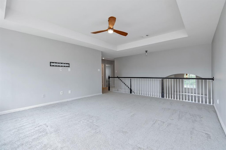 Photo 26 of 40 - 215 Durango Dr, Roanoke, TX 76262