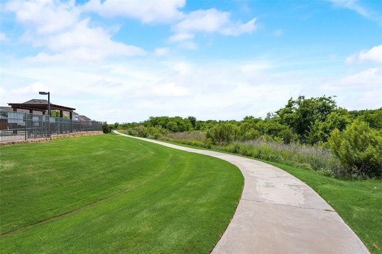 Photo 30 of 31 - 1924 Kachina Lodge Rd, Fort Worth, TX 76131