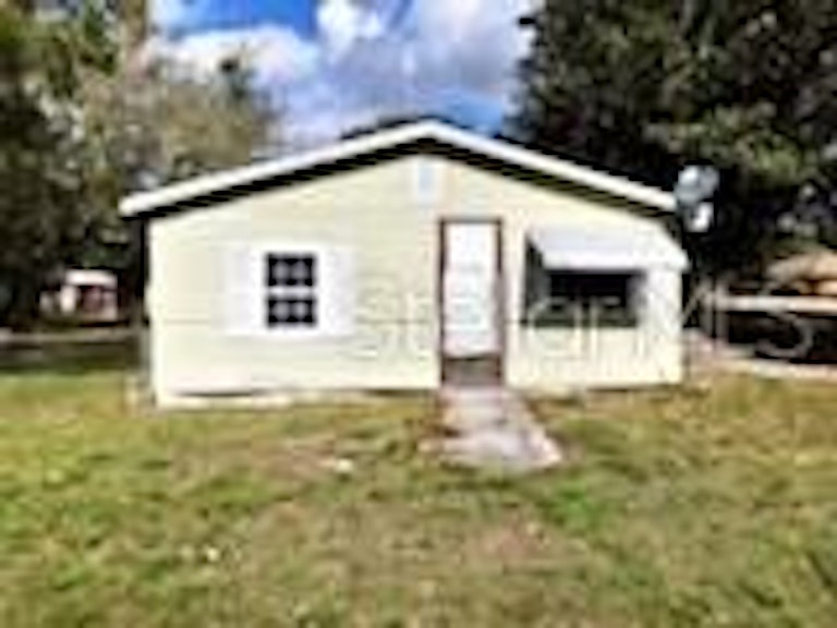 Photo 1 of 17 - 704 Lime Ave, Dundee, FL 33838