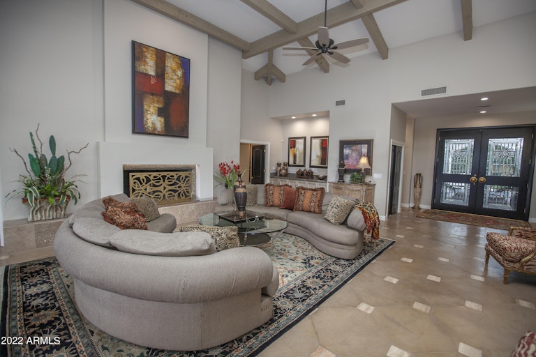 Photo 5 of 43 - 8190 E Kalil Dr, Scottsdale, AZ 85260