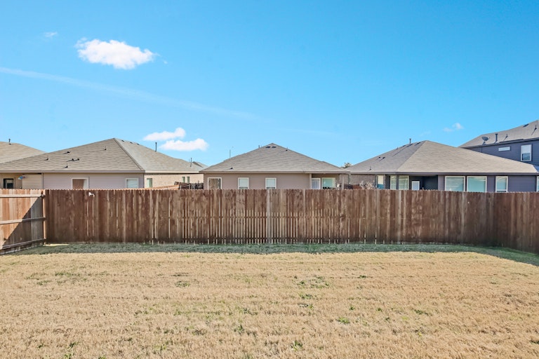 Photo 26 of 26 - 6928 Cloudcroft Ln, Fort Worth, TX 76131