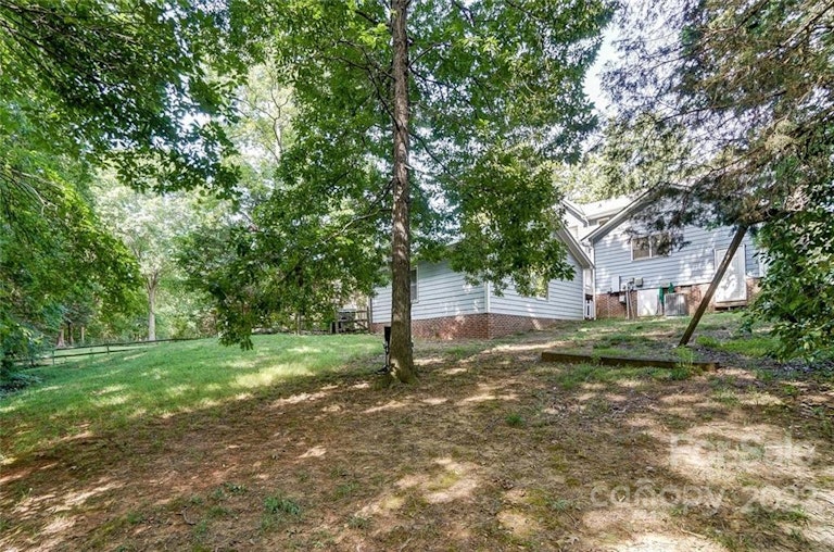 Photo 40 of 46 - 6538 Dougherty Dr, Charlotte, NC 28213