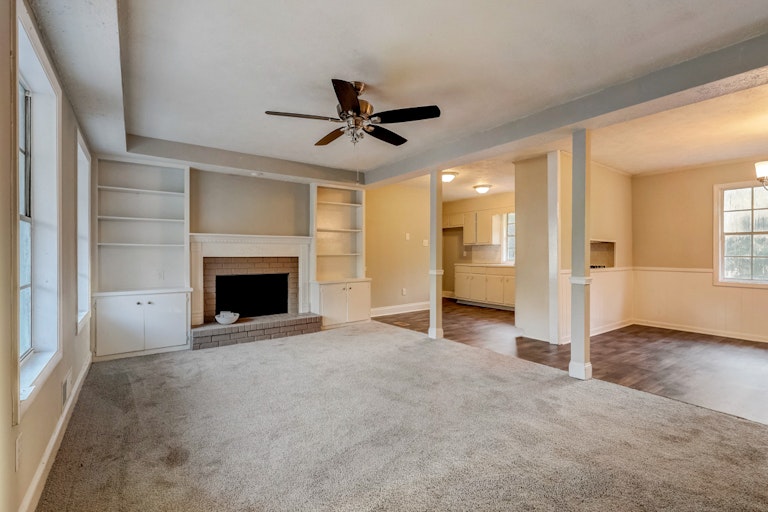 Photo 3 of 28 - 1518 Tanglewood Way NW, Conyers, GA 30012