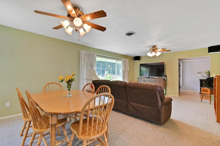 Photo 10 of 70 - 459 Wilder Ave, Yuba City, CA 95993