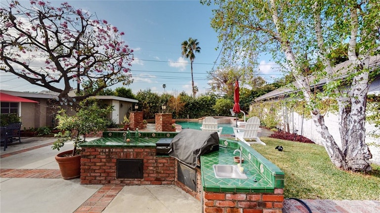 Photo 54 of 55 - 916 Panorama Dr, Arcadia, CA 91007