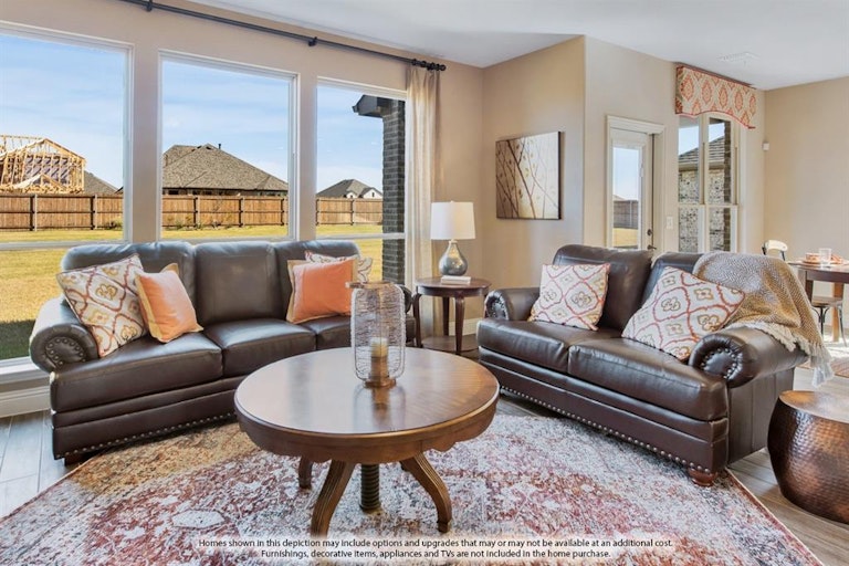 Photo 18 of 38 - 3220 Silver Chase Ln, Keller, TX 76244