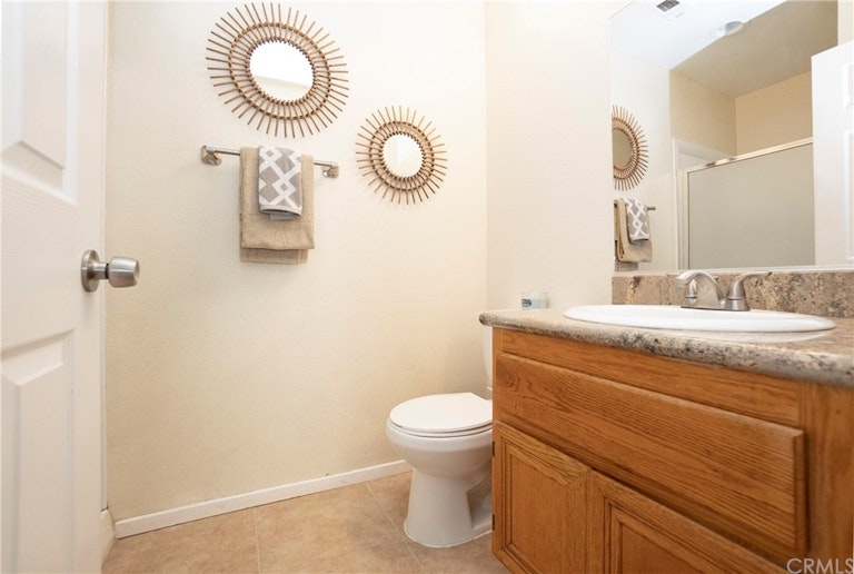 Photo 13 of 25 - 7306 Yellow Jasmine Dr, Highland, CA 92346