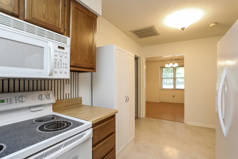 Photo 12 of 24 - 7240 Mine Shaft Rd, Raleigh, NC 27615