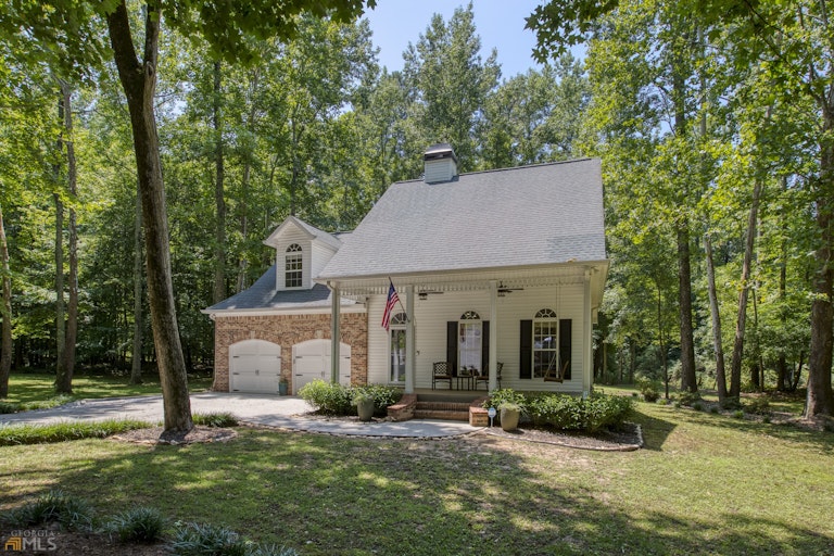 Photo 2 of 59 - 2550 Johnston Rd NW, Kennesaw, GA 30152