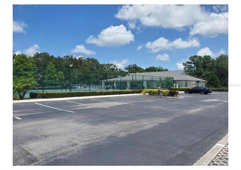 Photo 19 of 24 - 2577 W Brook Ln, Clearwater, FL 33761