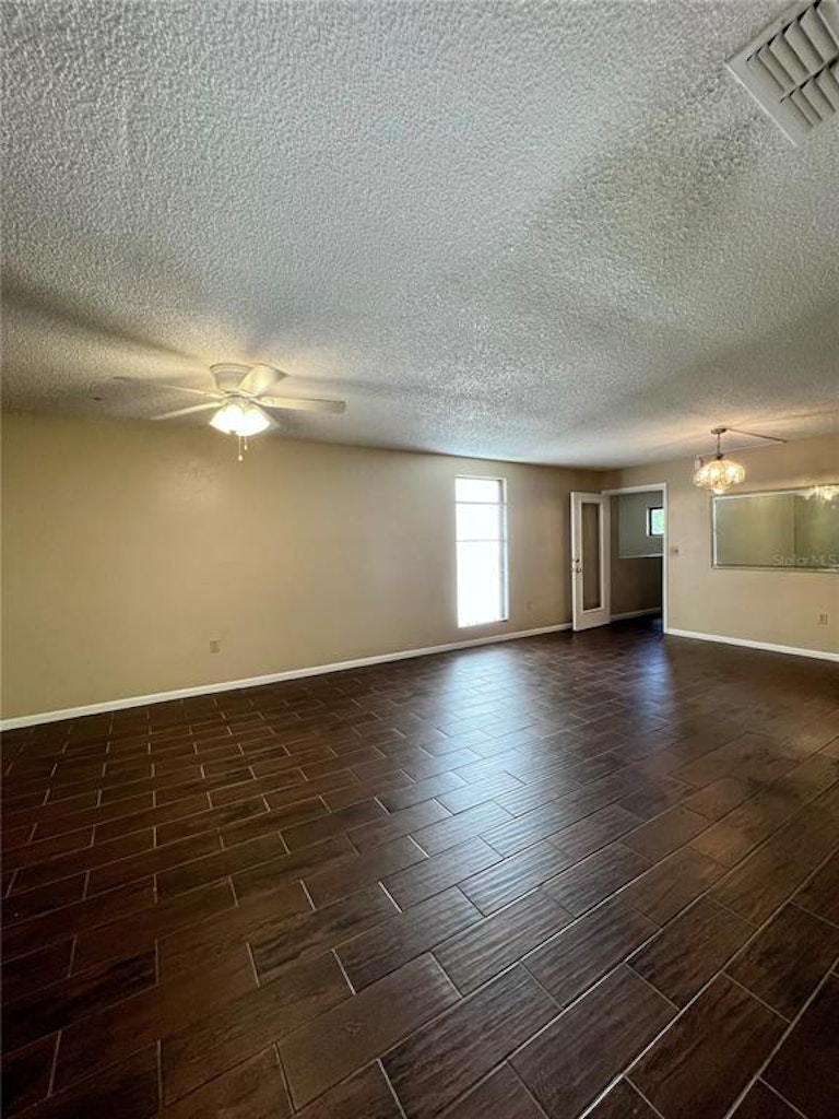Photo 45 of 55 - 1823 Village Ct #1823, Mulberry, FL 33860