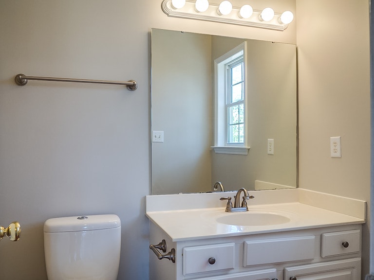 Photo 10 of 23 - 1142 Darius Pearce Rd, Youngsville, NC 27596