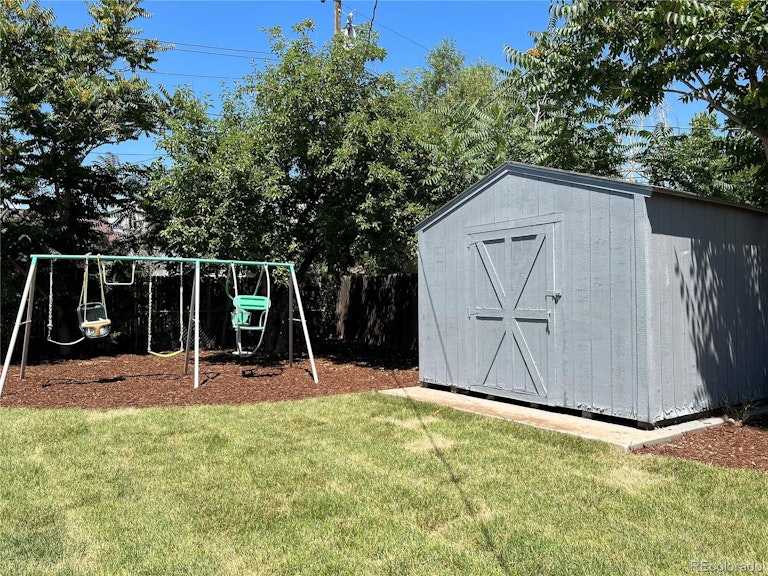 Photo 29 of 29 - 715 Lansing St, Aurora, CO 80010
