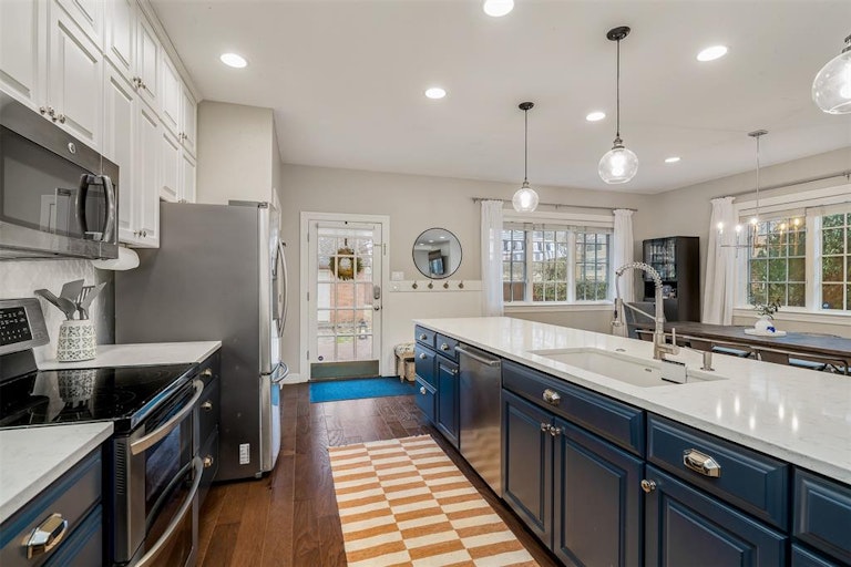 Photo 17 of 40 - 5204 Willis Ave, Dallas, TX 75206