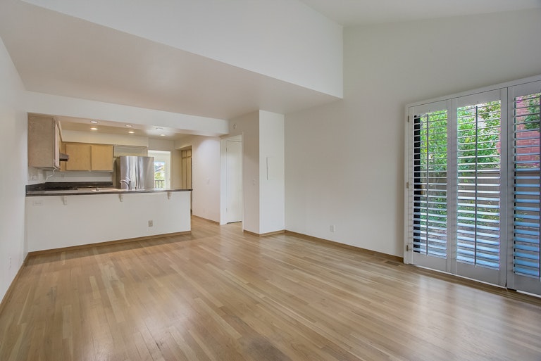 Photo 16 of 35 - 8884 Bluff Ln, Fair Oaks, CA 95628