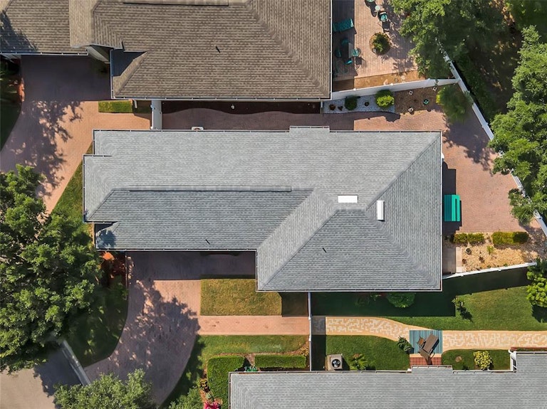 Photo 30 of 42 - 3420 Grenville Dr, Winter Haven, FL 33884