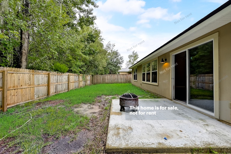 Photo 17 of 33 - 1088 Beckingham Dr, Saint Augustine, FL 32092