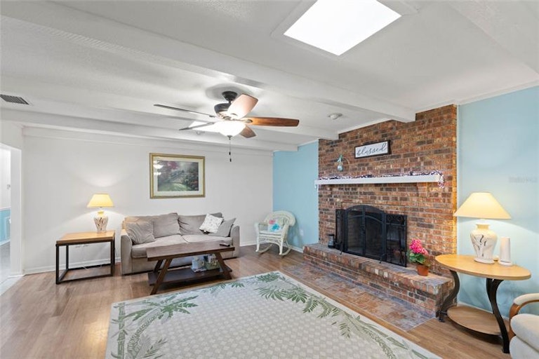 Photo 6 of 56 - 721 W Nelson St, Tavares, FL 32778