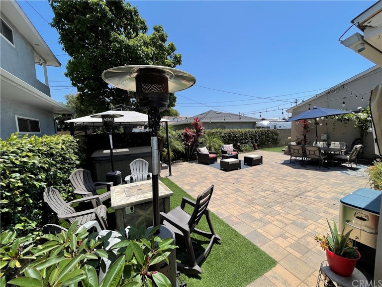 Photo 18 of 51 - 5807 E Monlaco Rd, Long Beach, CA 90808