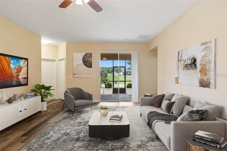 Photo 6 of 44 - 3985 Serena Ln, Clermont, FL 34711