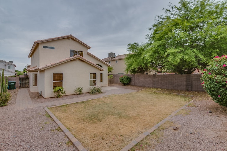Photo 21 of 23 - 4038 W Abraham Ln, Glendale, AZ 85308