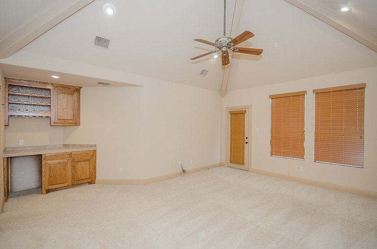 Photo 40 of 47 - 3006 Queen Ann Ct, Arlington, TX 76001