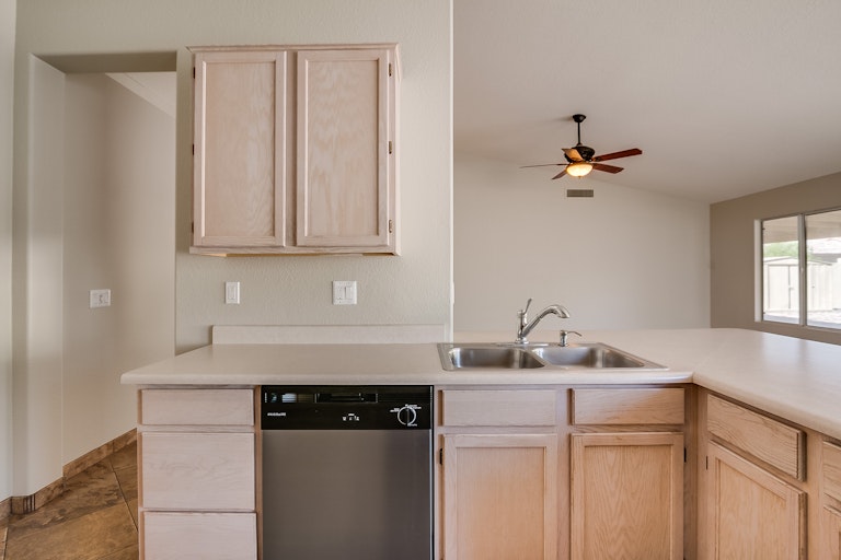 Photo 8 of 27 - 3315 N Sea Pines Cir, Mesa, AZ 85215