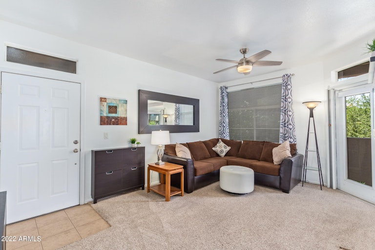 Photo 12 of 31 - 3830 E Lakewood Pkwy E #2140, Phoenix, AZ 85048