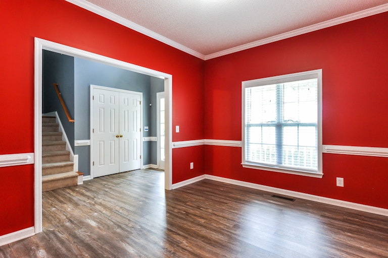 Photo 5 of 25 - 285 Trenburg Pl, Clayton, NC 27520
