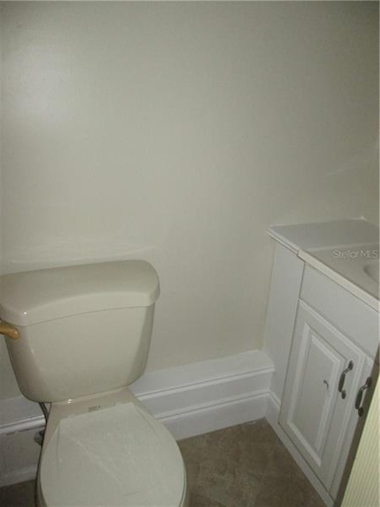 Photo 14 of 18 - 747 74th Ave N, Saint Petersburg, FL 33702